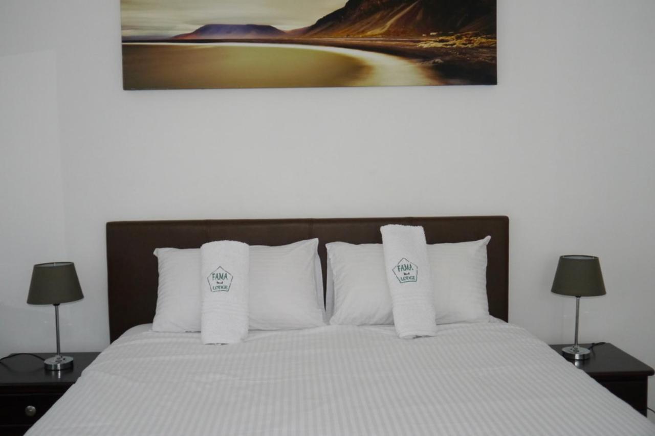 Fama Lodge Rm12 เคปทาวน์ ภายนอก รูปภาพ